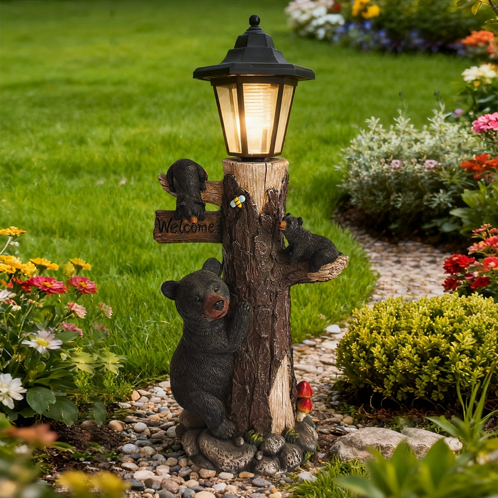 Outdoor Lighting On Trees - Czarna figurka niedźwiedzia z tabliczką powitalną,