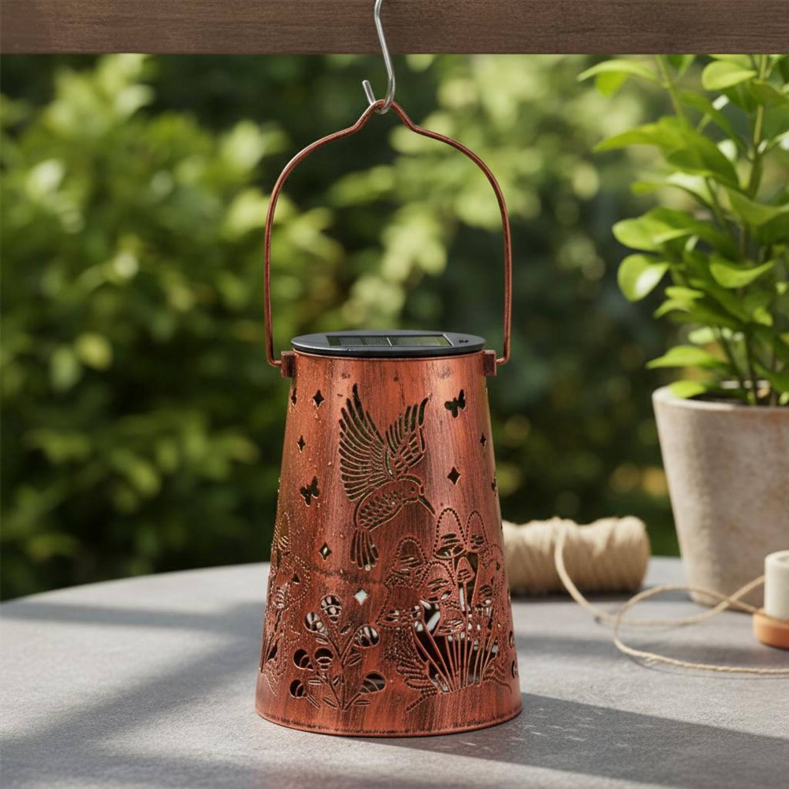 Wzór lampionu w stylu kwiatowy – Outdoor Lighting Design recenzja i cena
