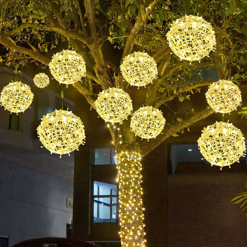 Zewnętrzne lampki kulowe wiszą – Outdoor Lighting On Trees recenzja i cena